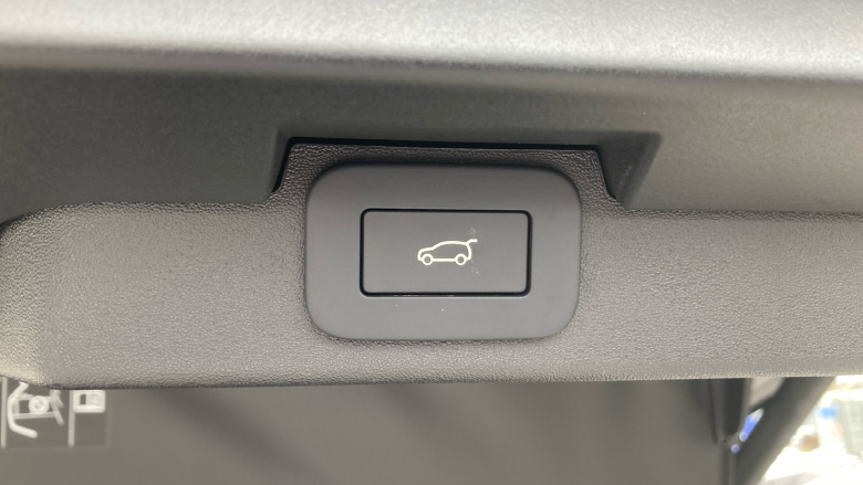 Land Rover Discovery 3.0 D350 Dynamic SE 5dr Auto Diesel Station Wagon